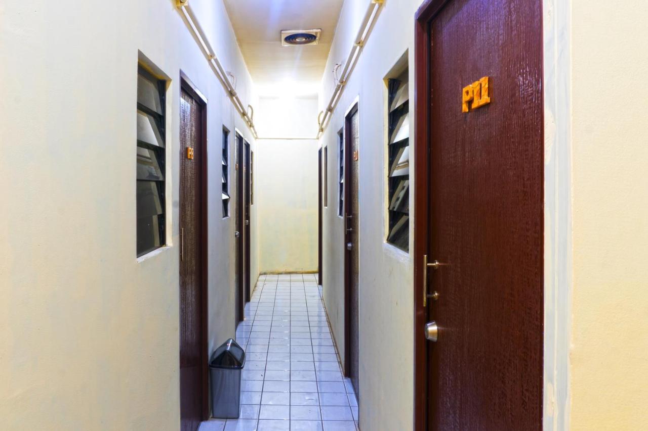 Salihara Kost Otel Cakarta Dış mekan fotoğraf