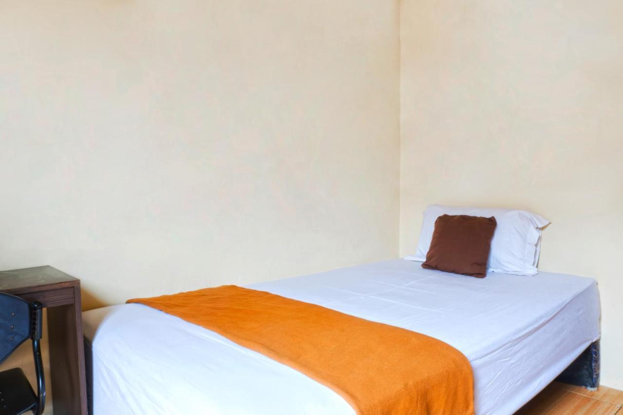 Salihara Kost Otel Cakarta Dış mekan fotoğraf